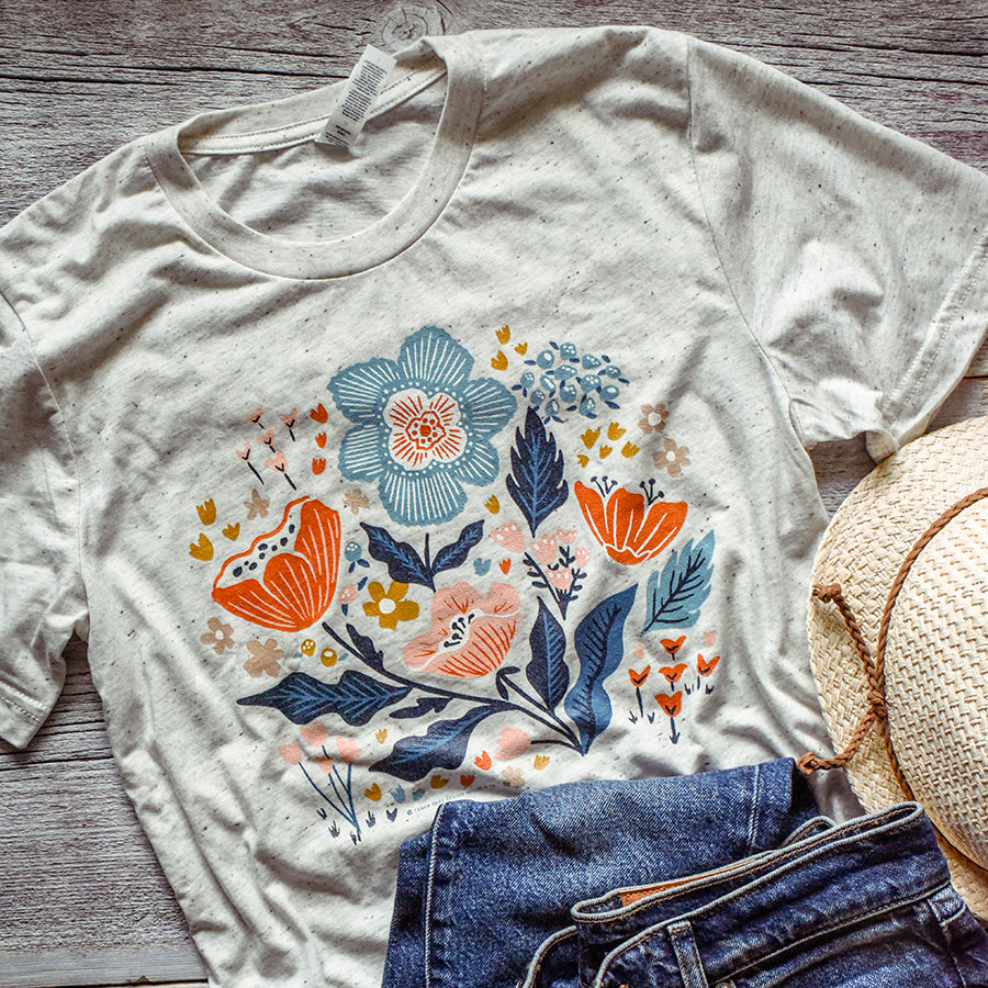 Folk & Lore Floral Triblend Tee / T Shirt