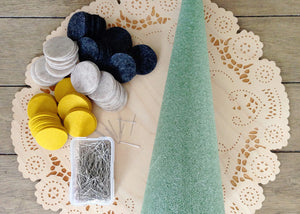 Scalloped Felt Circle Tree Tutorial